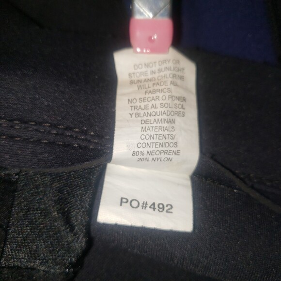 NeoSport 2mm Child Shorty 6 Black Navy Blue Neoprene Westsuit Childrens Size 6 - Picture 4 of 5